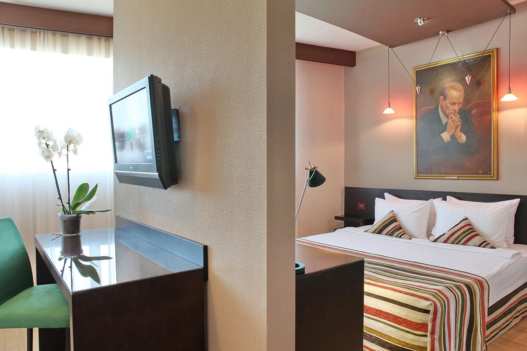 Design Hotel Mr President Belgrado Exterior foto